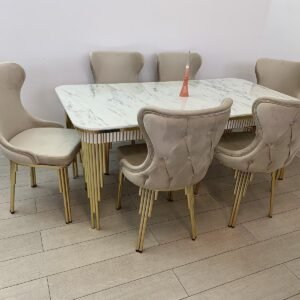 Wit marmeren tafelbordbord, piano met 6 stoelen, beige kleur