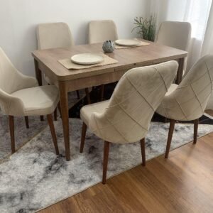 BAROQUE LUXE tafelset en LATINA stoellicht beige