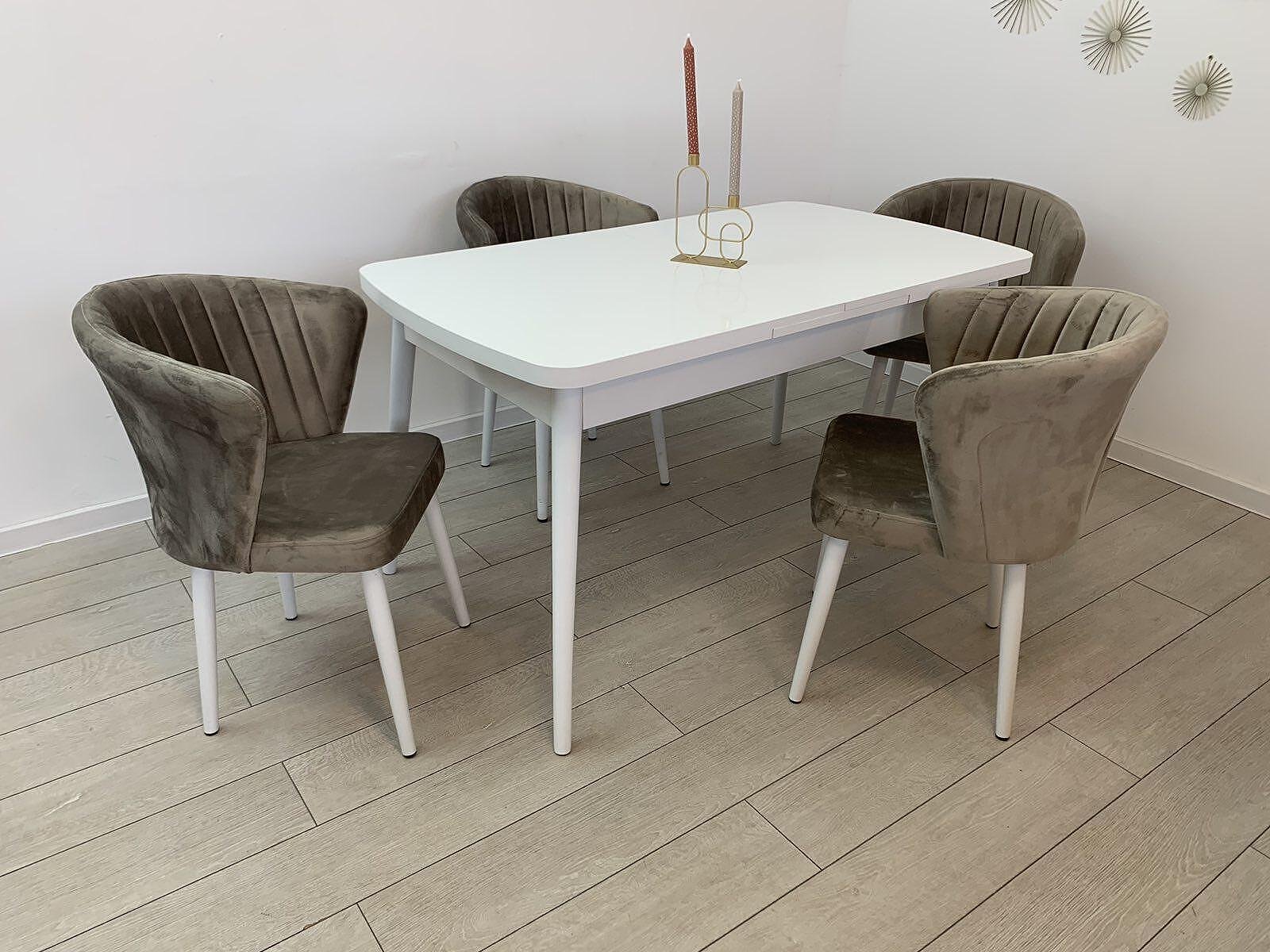 Tafeldek BIANCA en stoel VENUS cappuccino