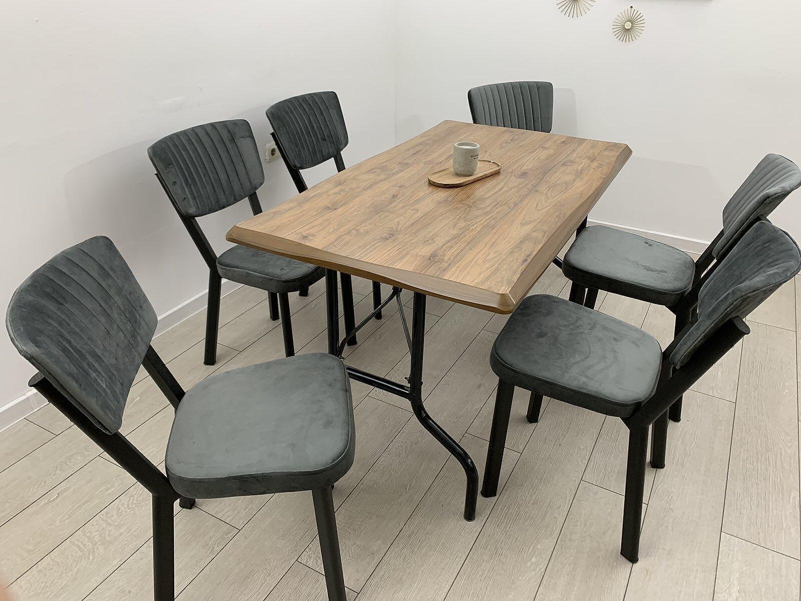 Set tafel BOLOGNA en stoel SEVILLE grijs