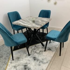 Tafeldek DAGELIJKS grijs marmer en stoel NEW YORK turquoise