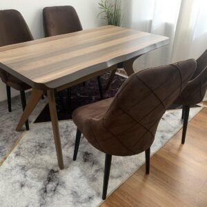 Tafelset CAPRICE en stoel LATINA bruin
