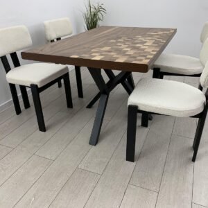 TAFELDEK LEO EN STOEL DARA KLEUR CRÈME