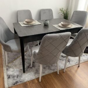 Tafeldek LOTUS LUX en stoel LATINA lichtgrijs