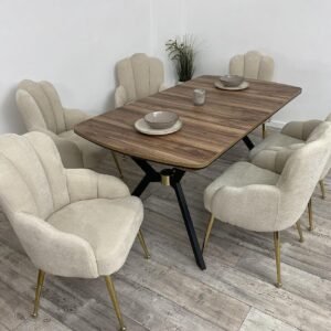 TAFELDEK STELLA EN STOEL FLORINA CHAMPAGNE KLEUR