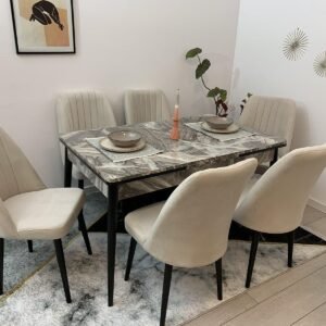 Set van marmeren tafel LARISSA en stoel NEW YORK champagne